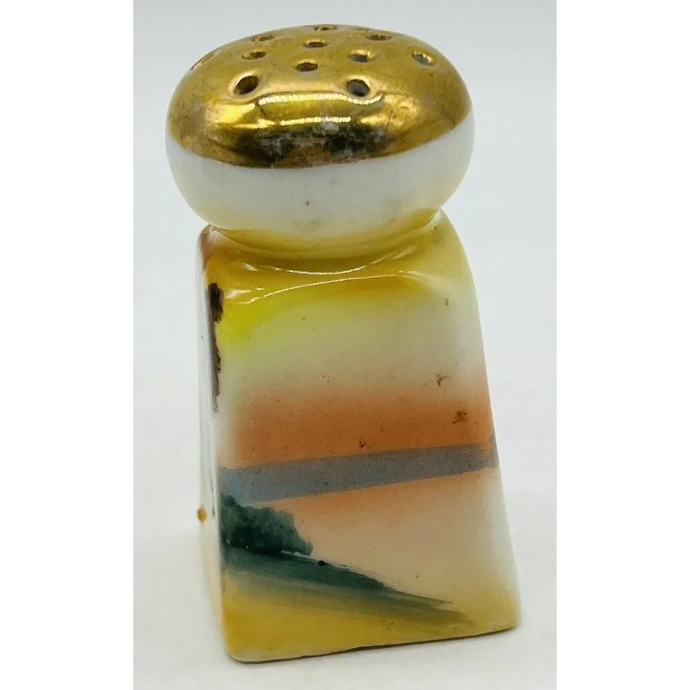 Vintage‎ Japan Lusterware Sunset Salt Pepper Shakers Hand painted 3 inch
